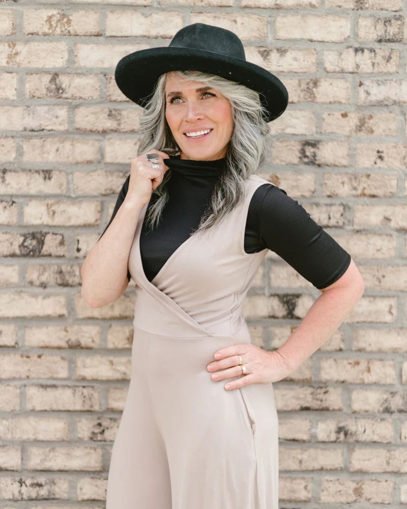 Ribbed Mock Neck Halftee (Pre-Order)