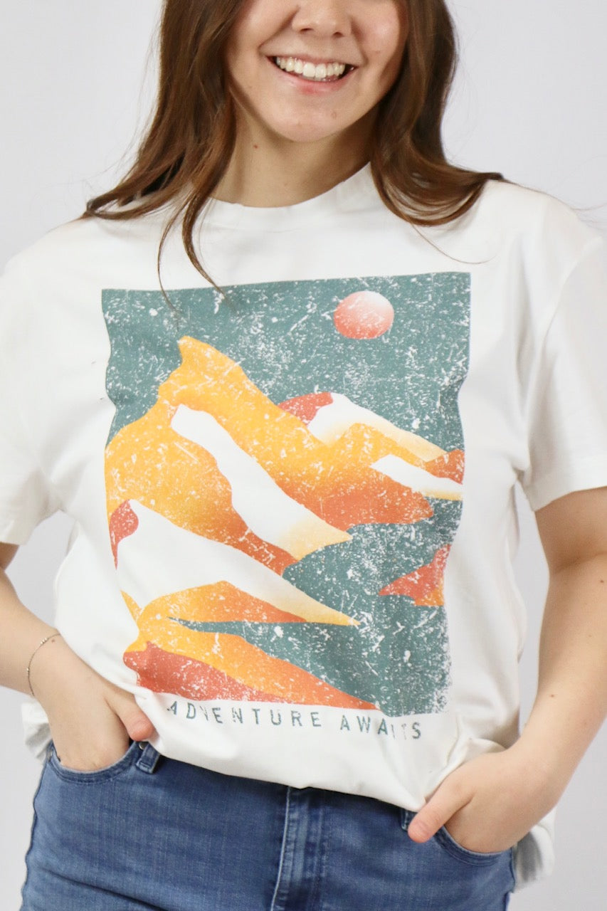 Adventure Top